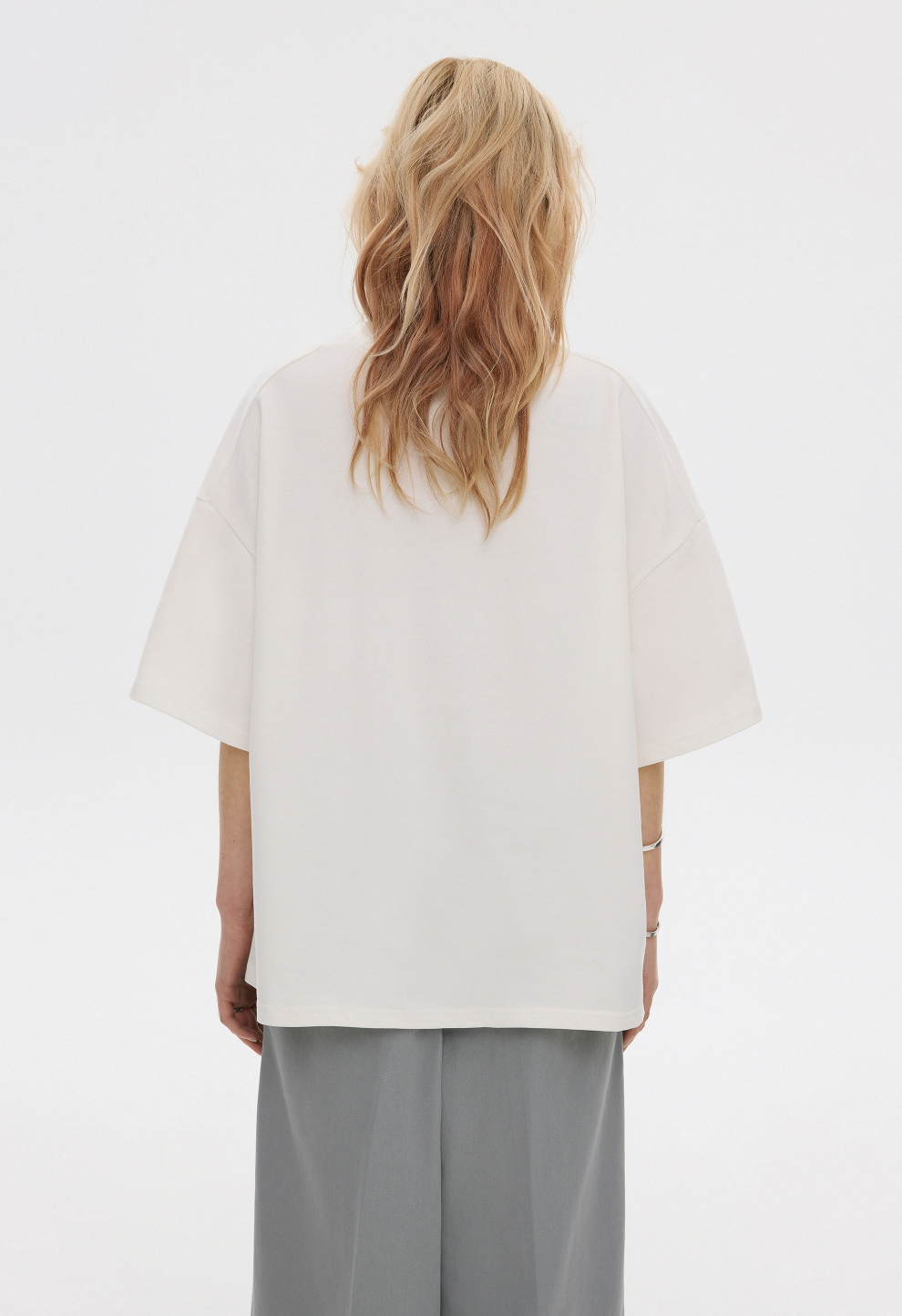 Women’s BEOMDSGN Oversized Off-White THERAPIST T-Shirt