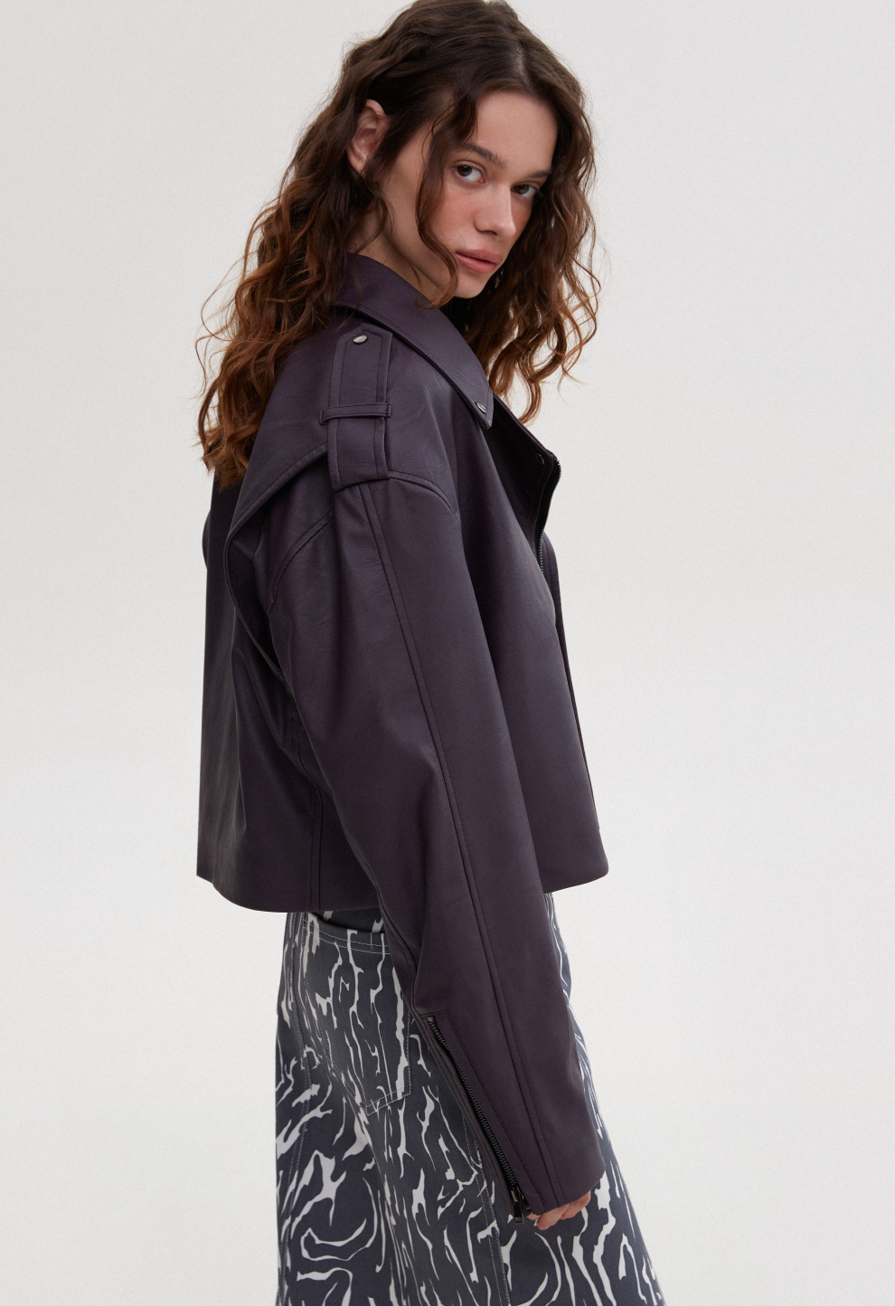 Crop biker jacket burgundy