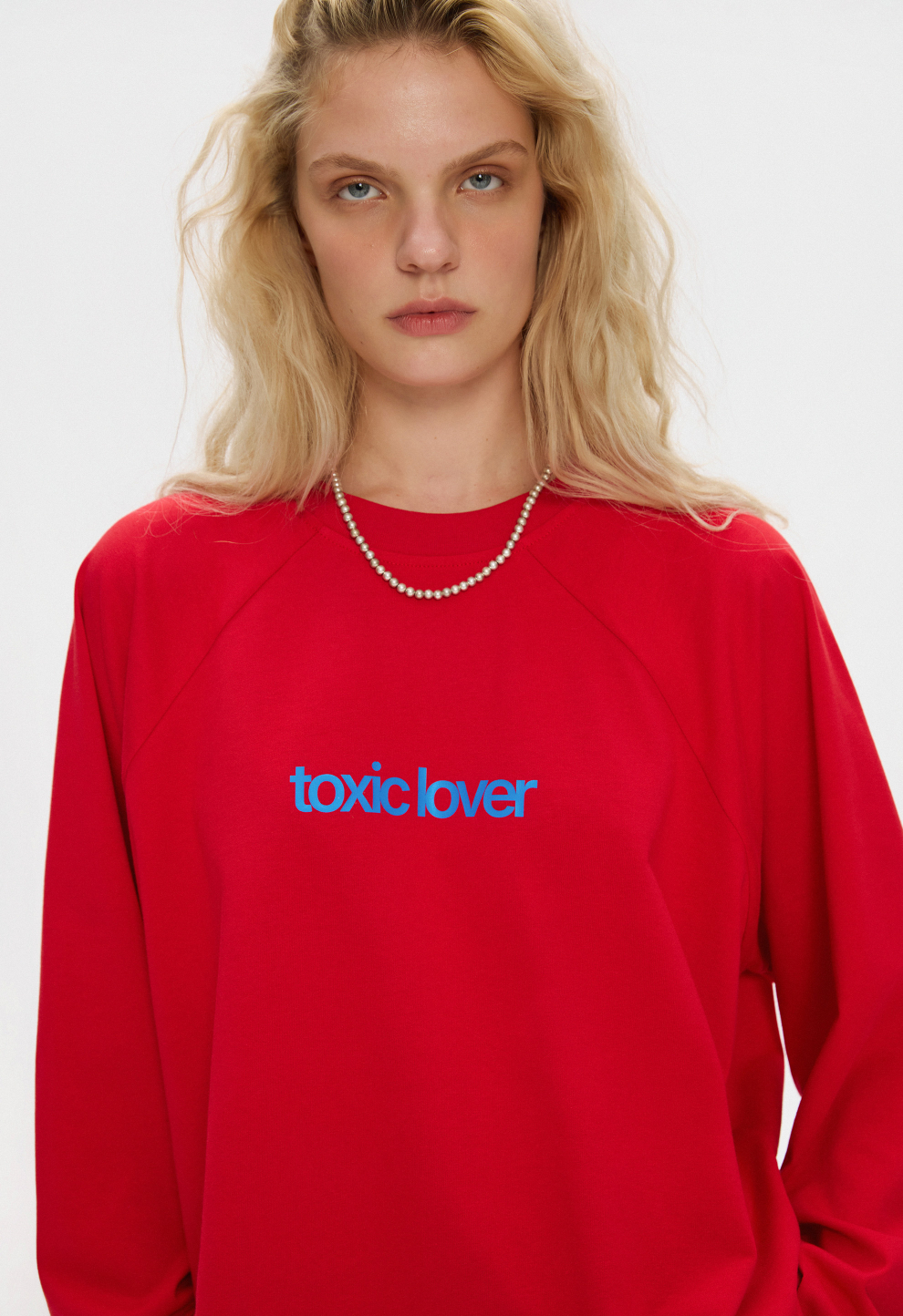 Жіночий лонгслів реглан червоний TOXIC LOVER
