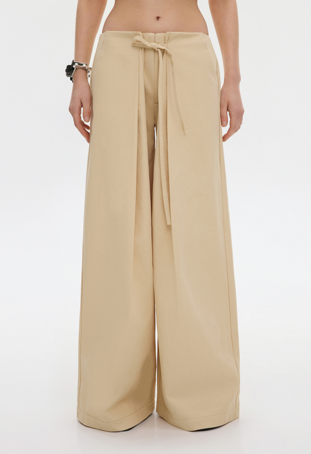 Women’s Beige Low Rise Wide Leg Trousers BEOMDSGN