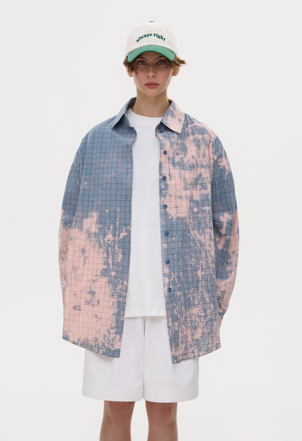Жіноча oversize сорочка блакитна gradient