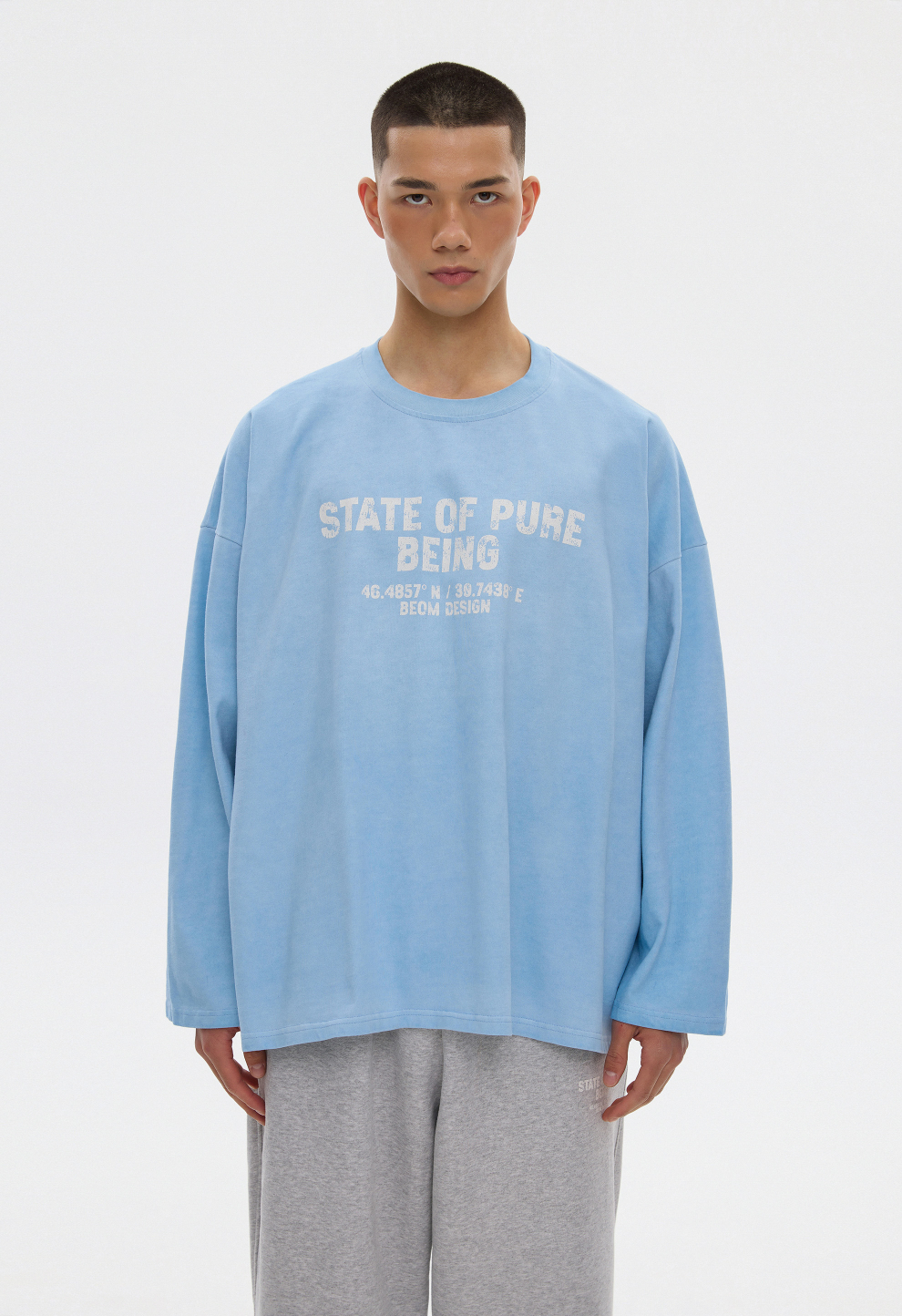 Чоловічий лонгслів BEOMDSGN oversize блакитний STATE OF PURE