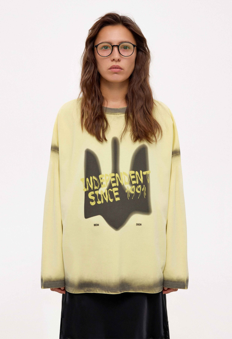 Oversized long sleeve yellow INDEPENDENT